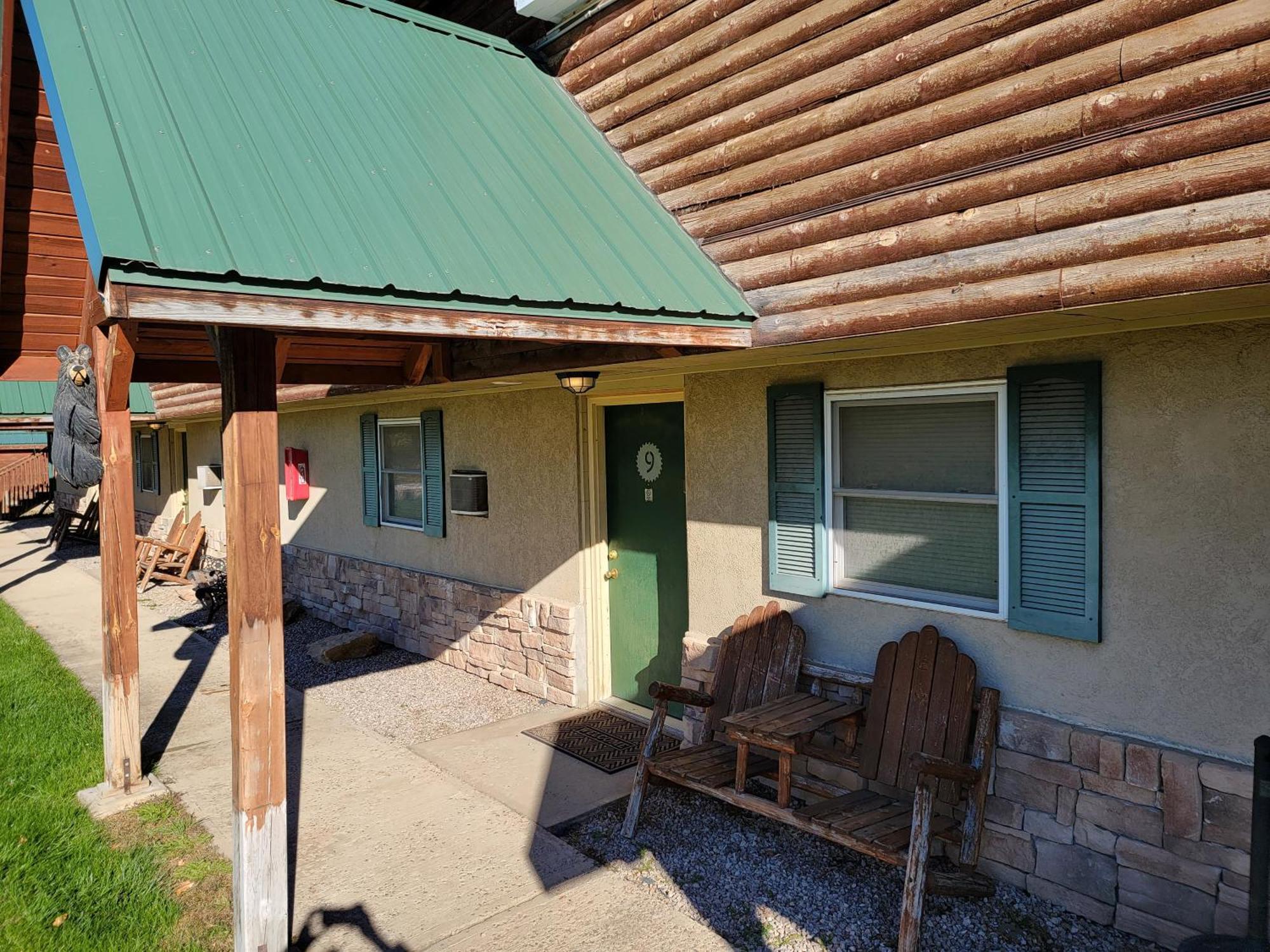 The Hulett Motel Room photo