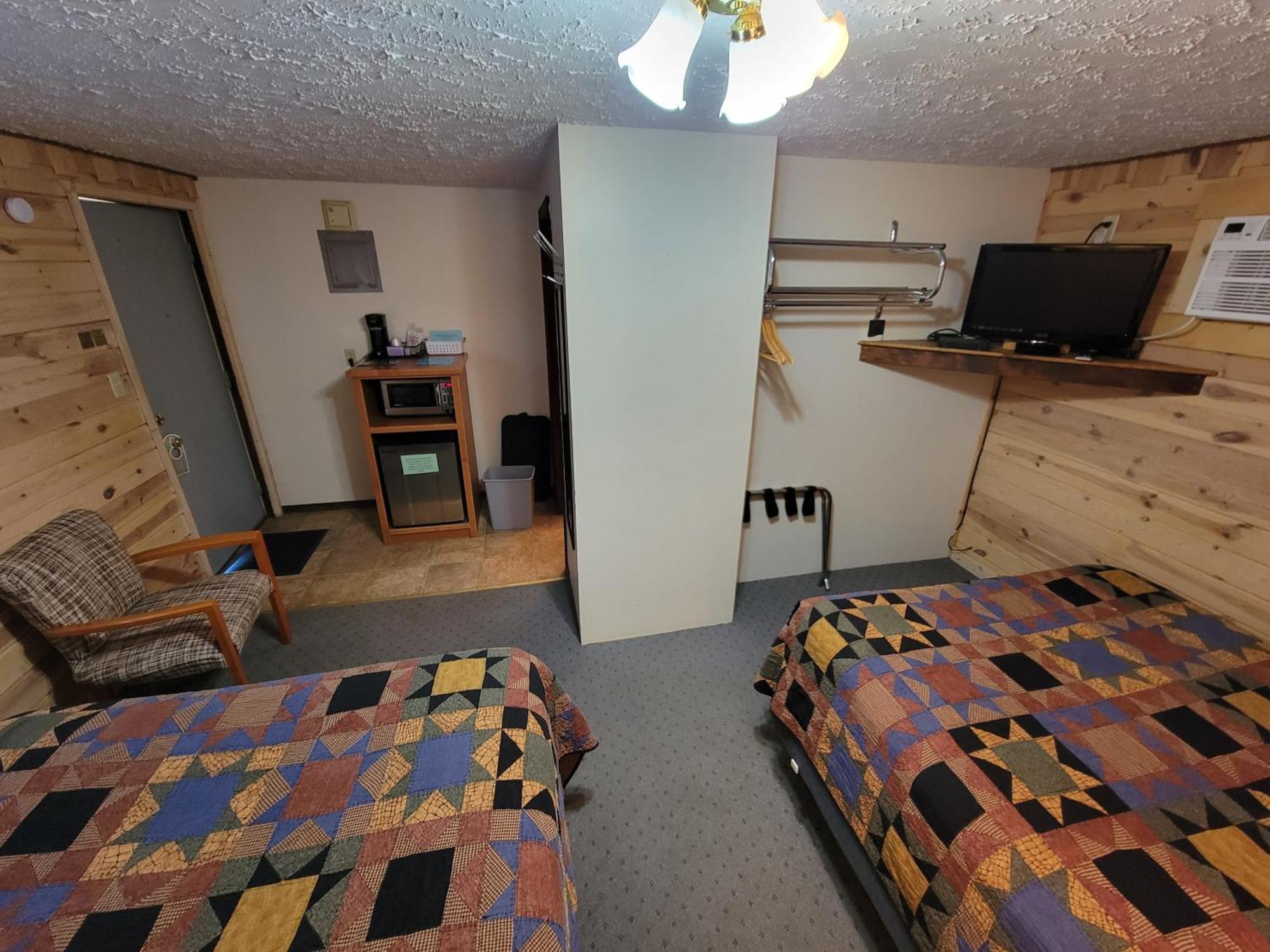 The Hulett Motel Room photo